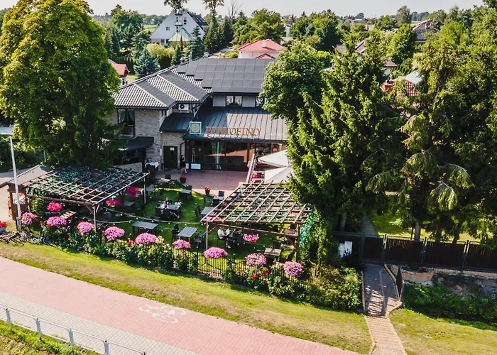 W Portofino 3* Lublin